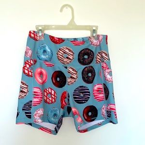 Muscles and Donuts stretchy shorts size L